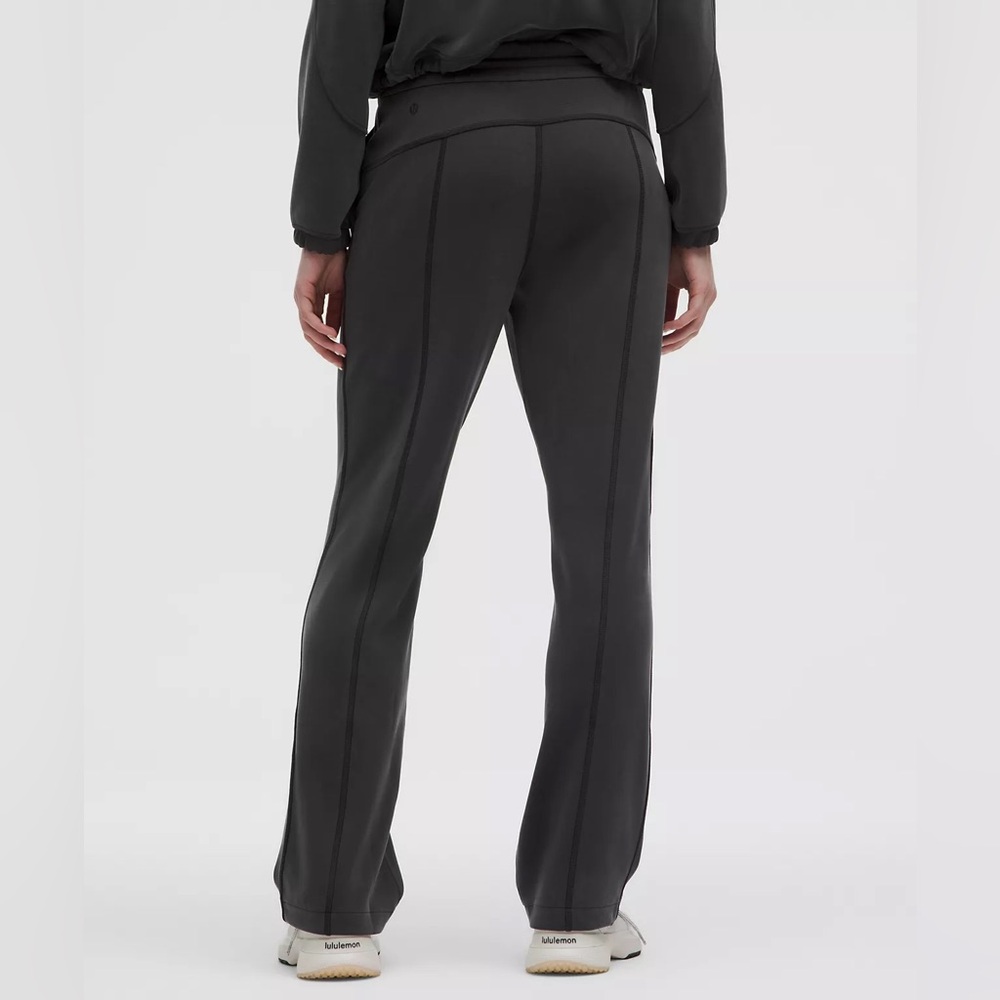Lululemon Softstreme High Rise Pant Size 6